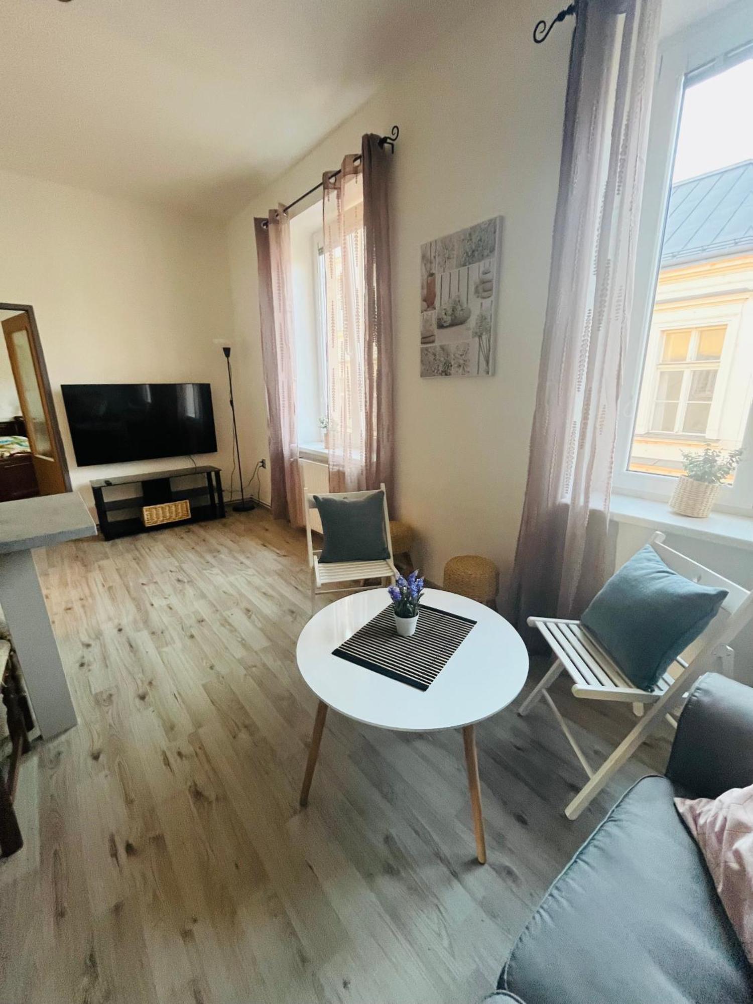 Apartma Luxura *
